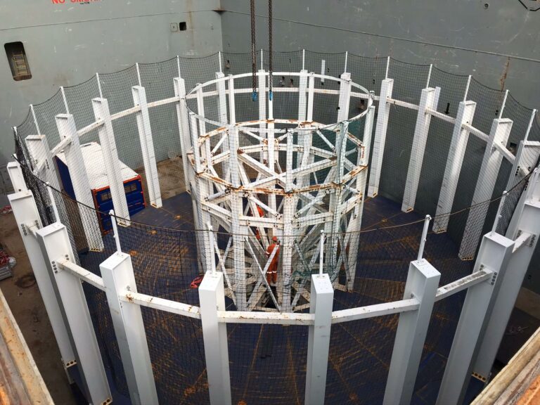 Carrousel in cargo vessel